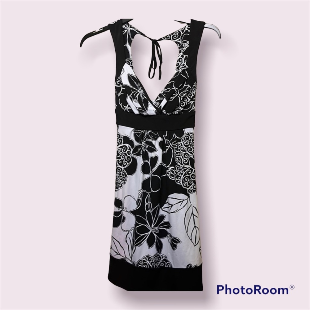 Trixxi Vintage Y2K Black and White Floral Tie Back Dress